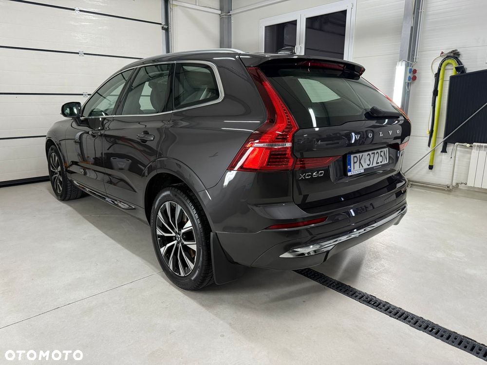 Volvo XC 60 B5 B AWD Plus Bright - 7