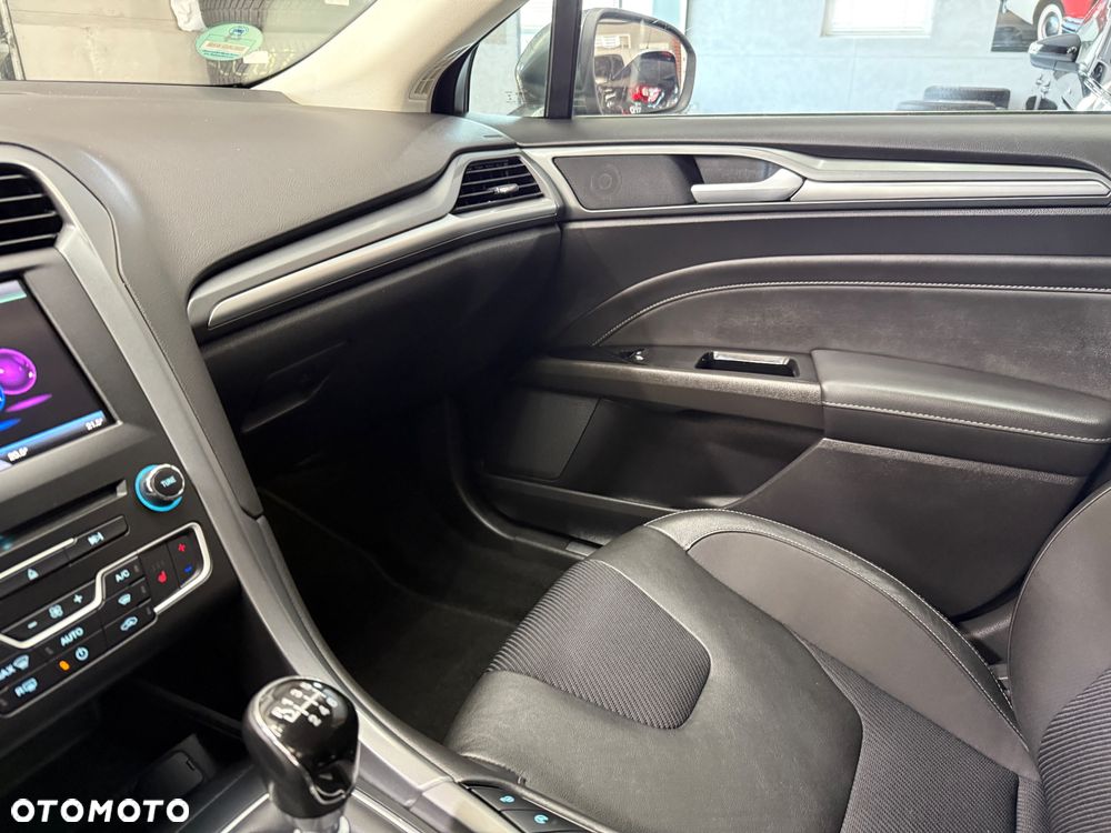 Ford Mondeo 2.0 TDCi Titanium 4WD - 31