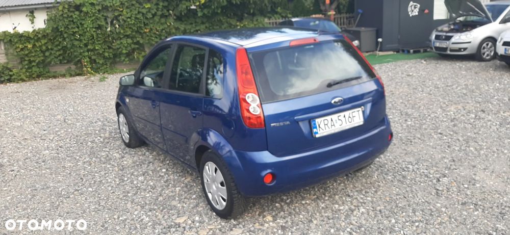 Ford Fiesta - 20