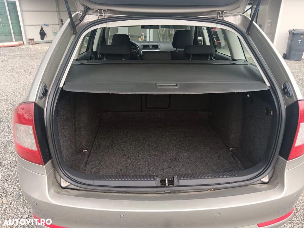 Skoda Octavia 2.0 TDI DPF Ambition - 23