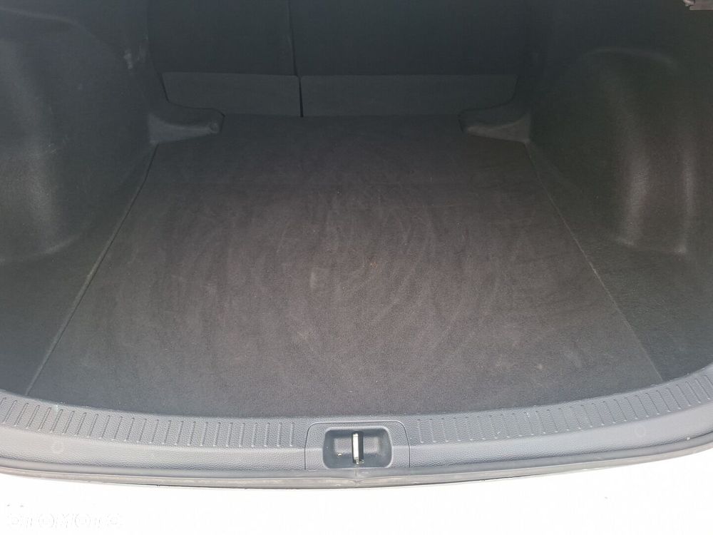 Toyota Corolla 1.5 Comfort MS - 11