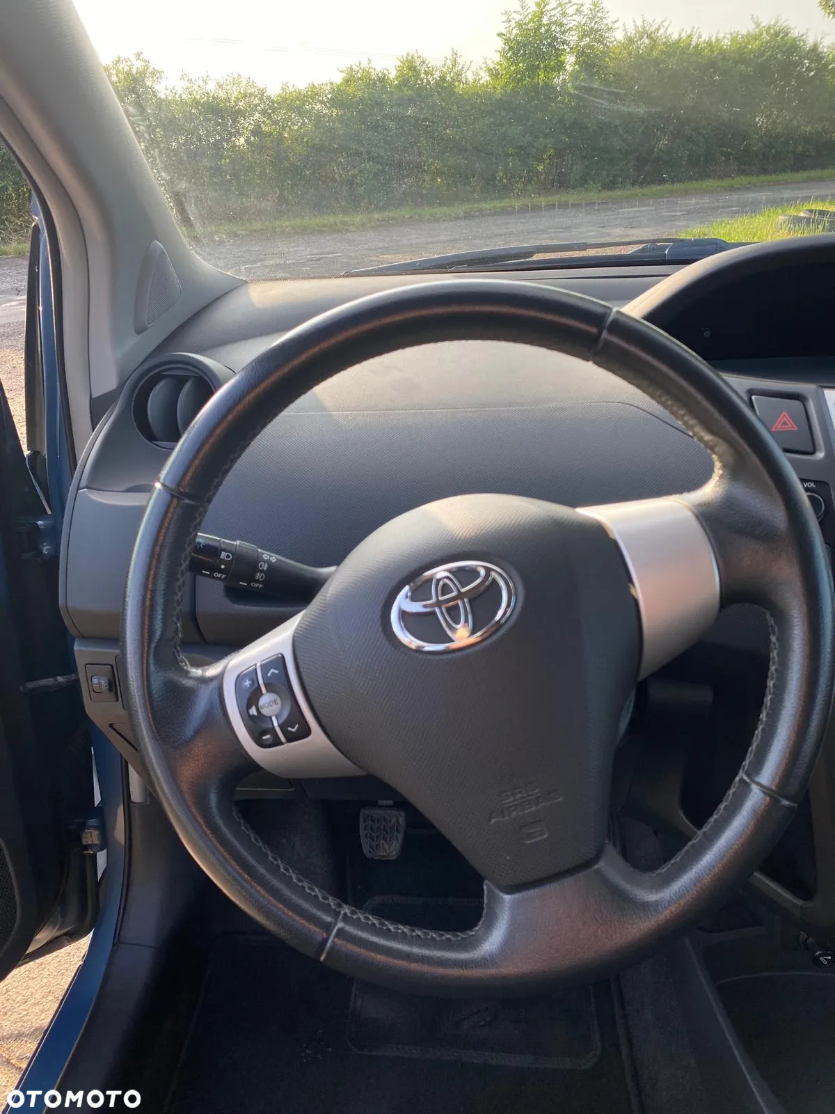 Toyota Yaris - 18