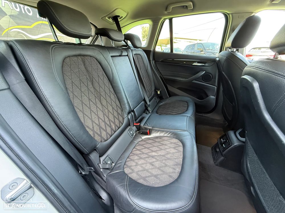 BMW X1 16 d sDrive Line Sport - 25