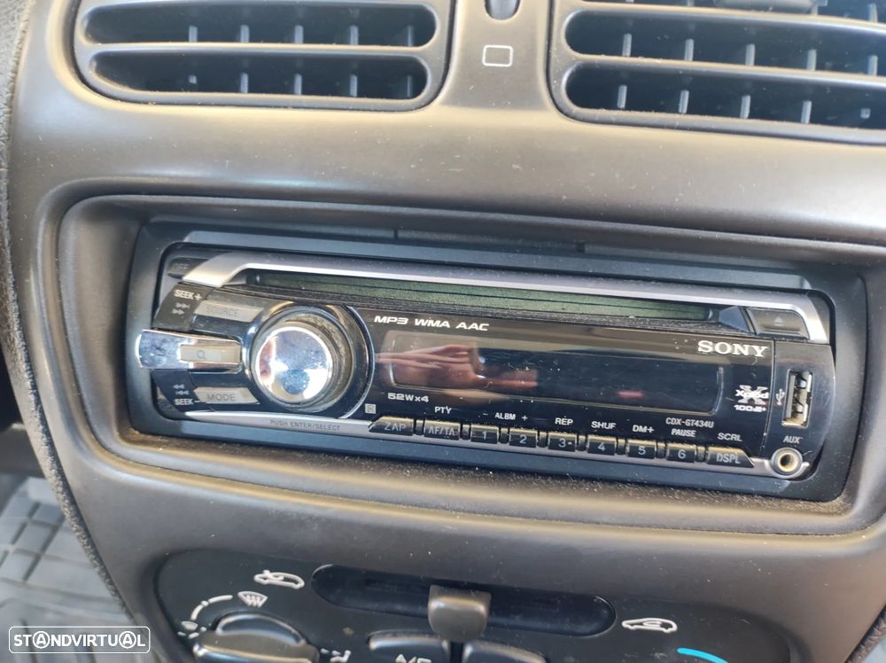 Peugeot 206 1.1 XR - 7