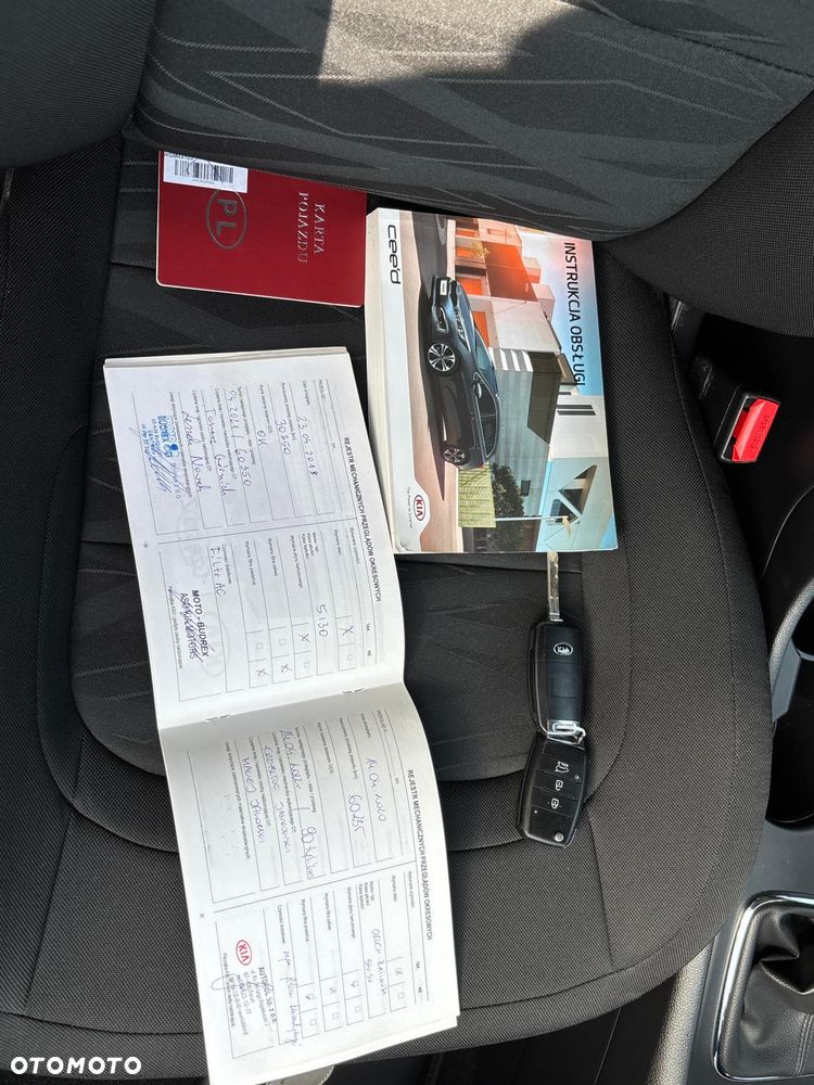 BMW X1 sDrive18d Sport Line - 28