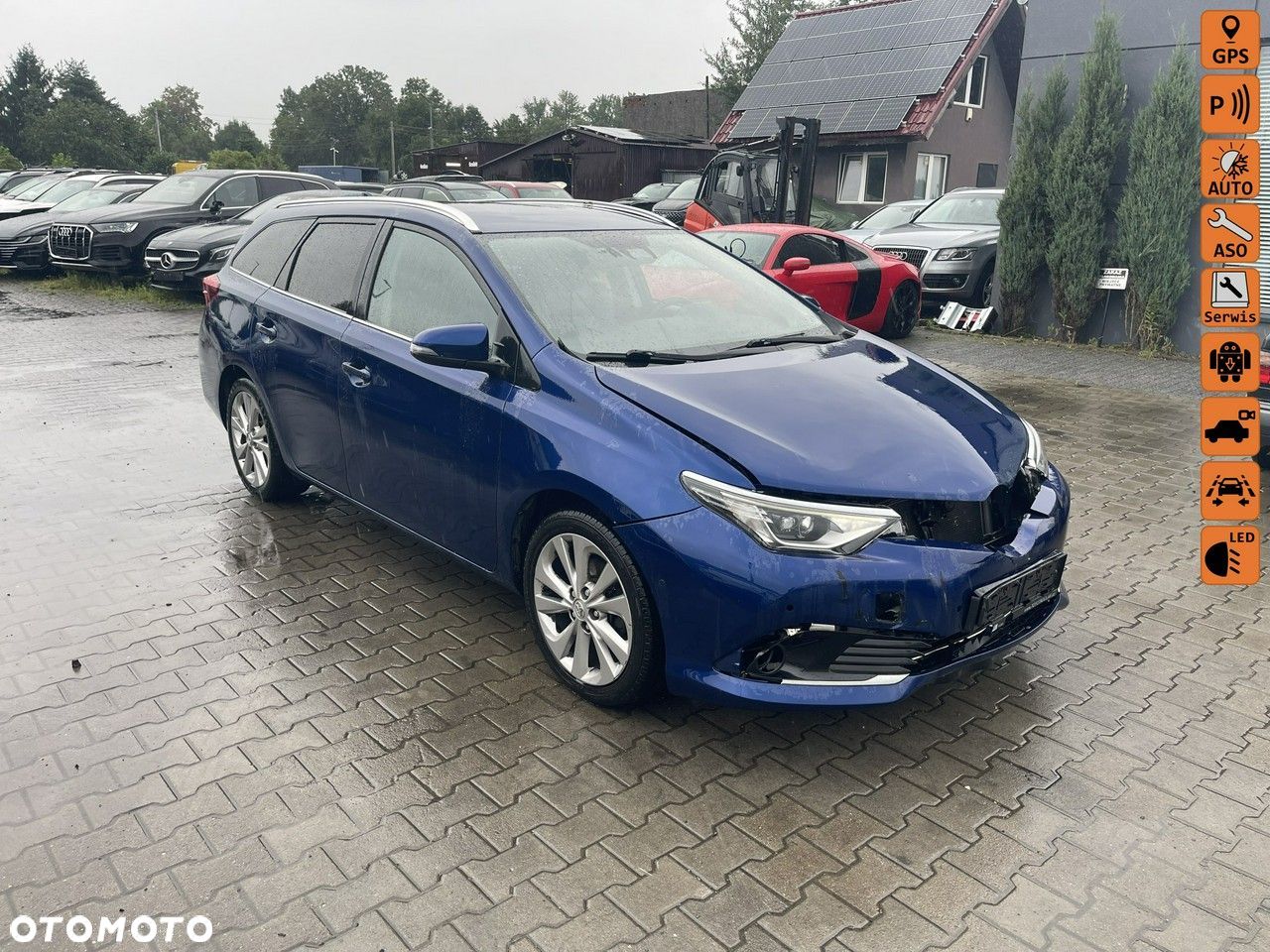 Toyota Auris 1.6 Valvematic Touring Sports Comfort - 1