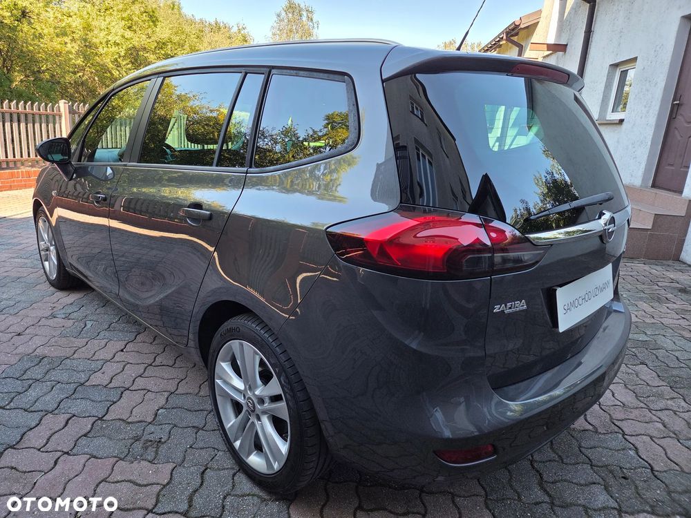 Opel Zafira - 10