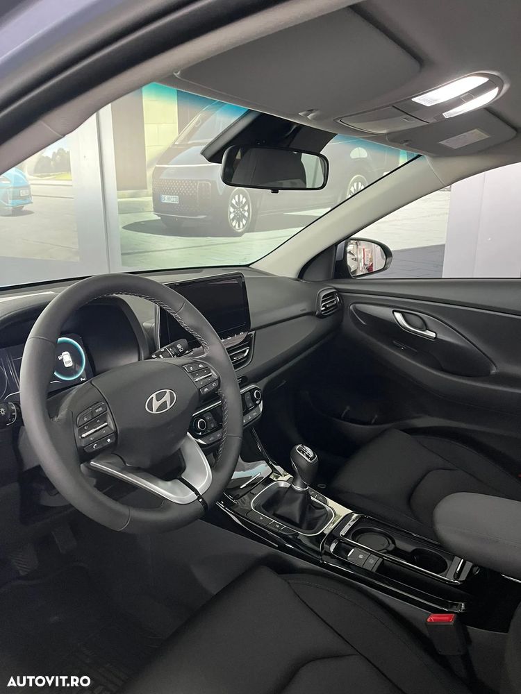 Hyundai i30 1.5 96CP M/T Highway - 10