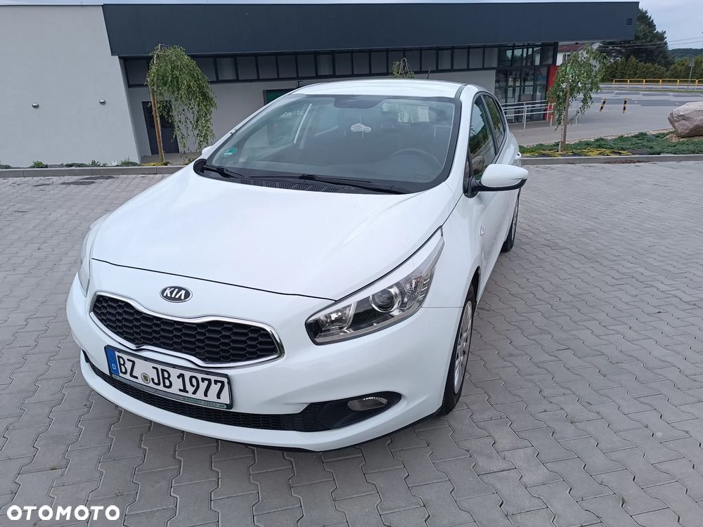 Kia Ceed 1.4 CVVT Vision - 18