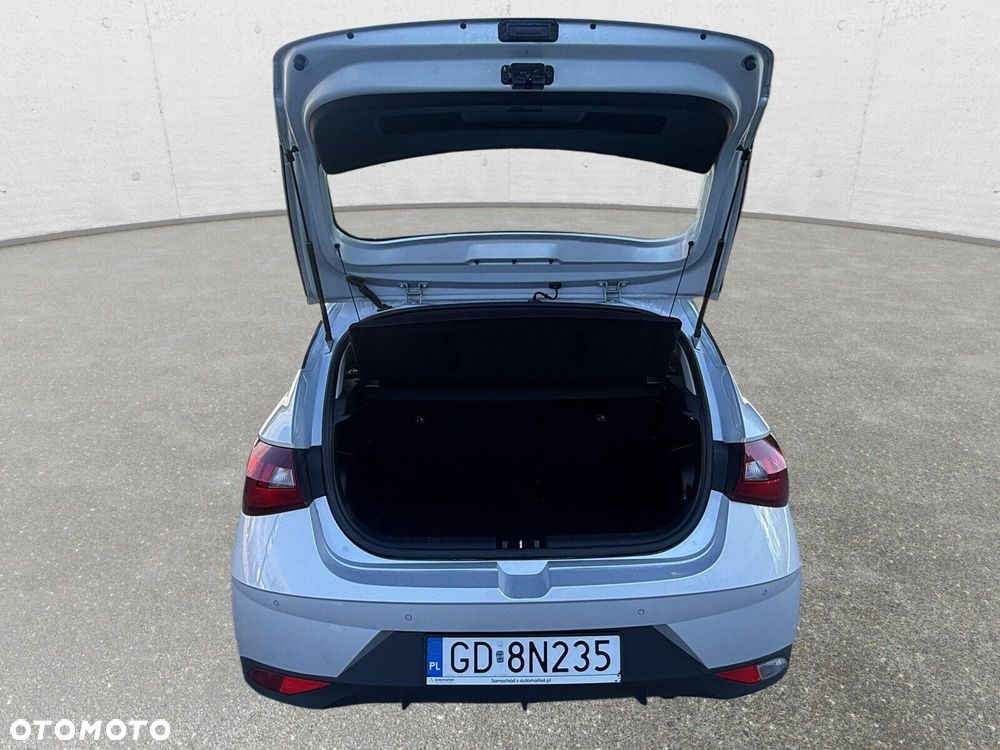 Hyundai i20 - 23