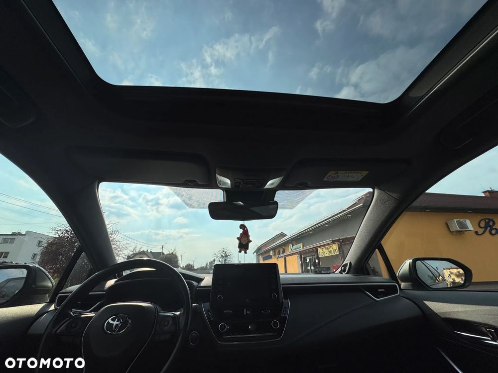 Toyota Corolla 2.0 Hybrid Executive - 27