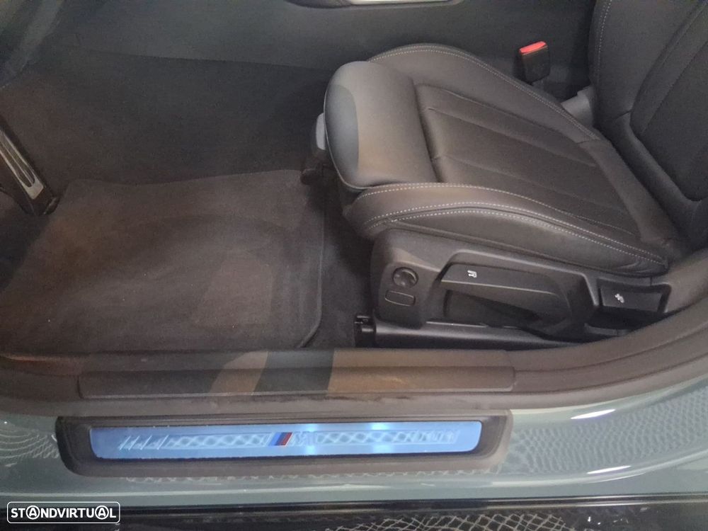 BMW i4 eDrive35 Edição Desportiva M - 14