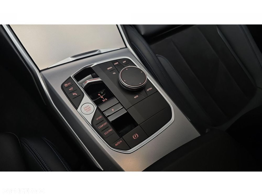 BMW Seria 3 - 22