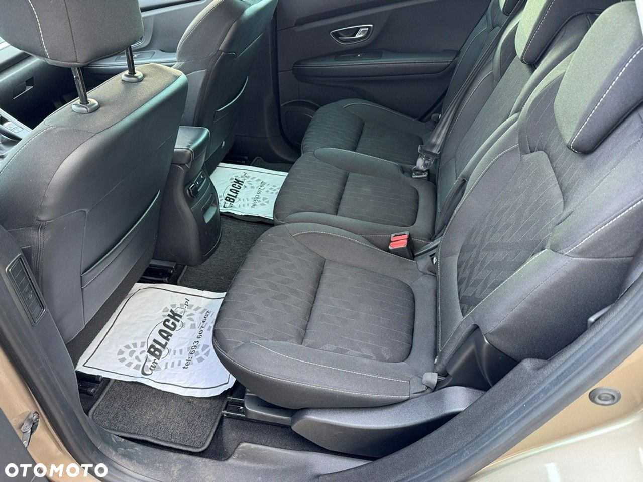 Renault Scenic - 16