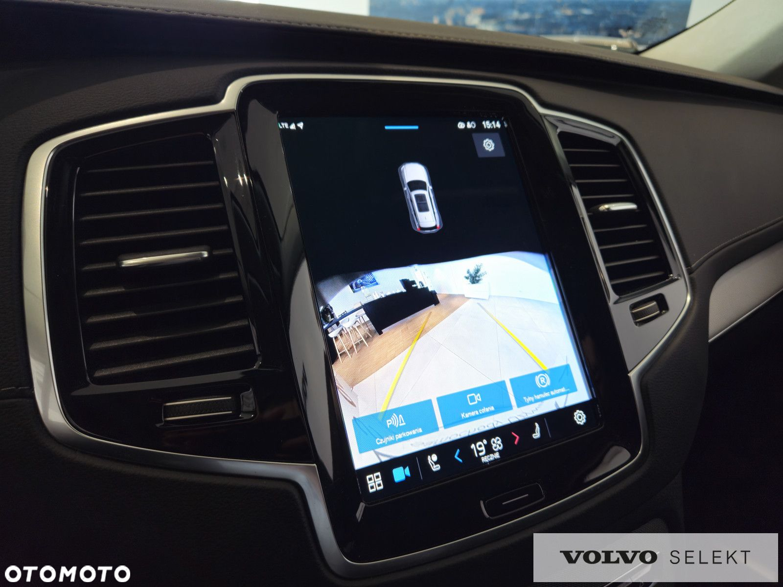 Volvo XC 90 - 21