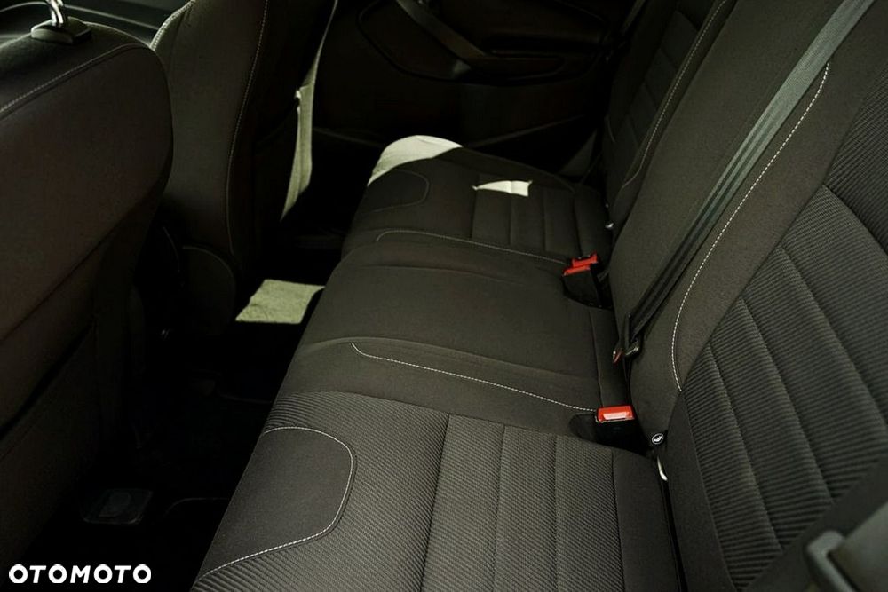 Ford Kuga - 15