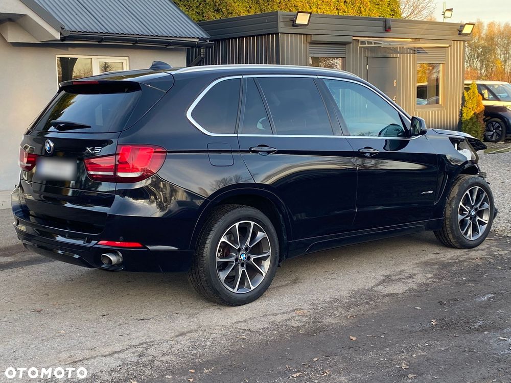 BMW X5 xDrive35i - 12