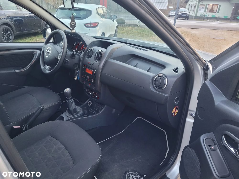 Dacia Duster dCi 110 FAP 4x4 Laureate - 12