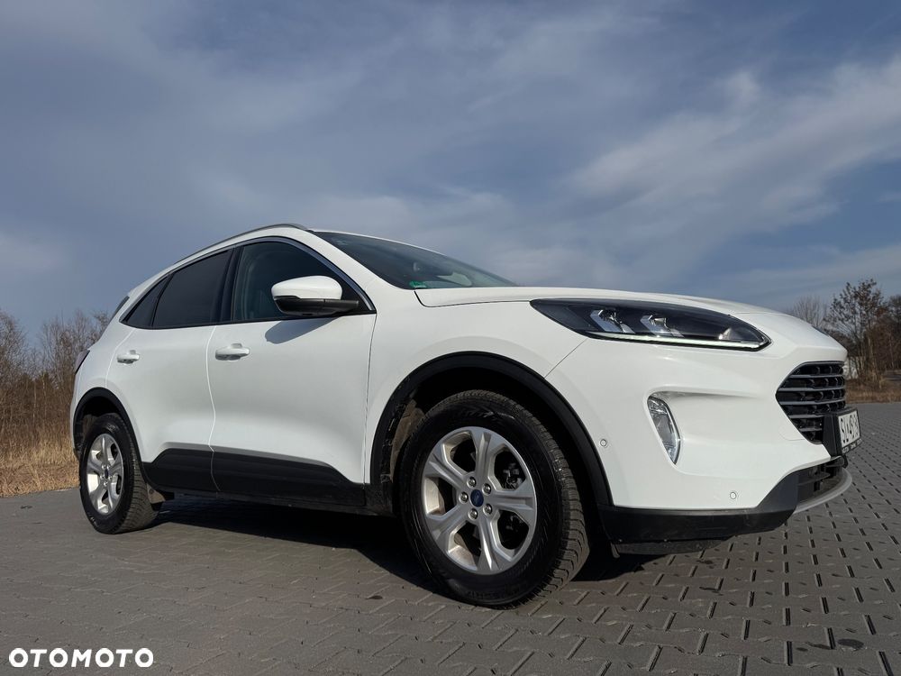 Ford Kuga 2.5 FHEV FWD Titanium - 1