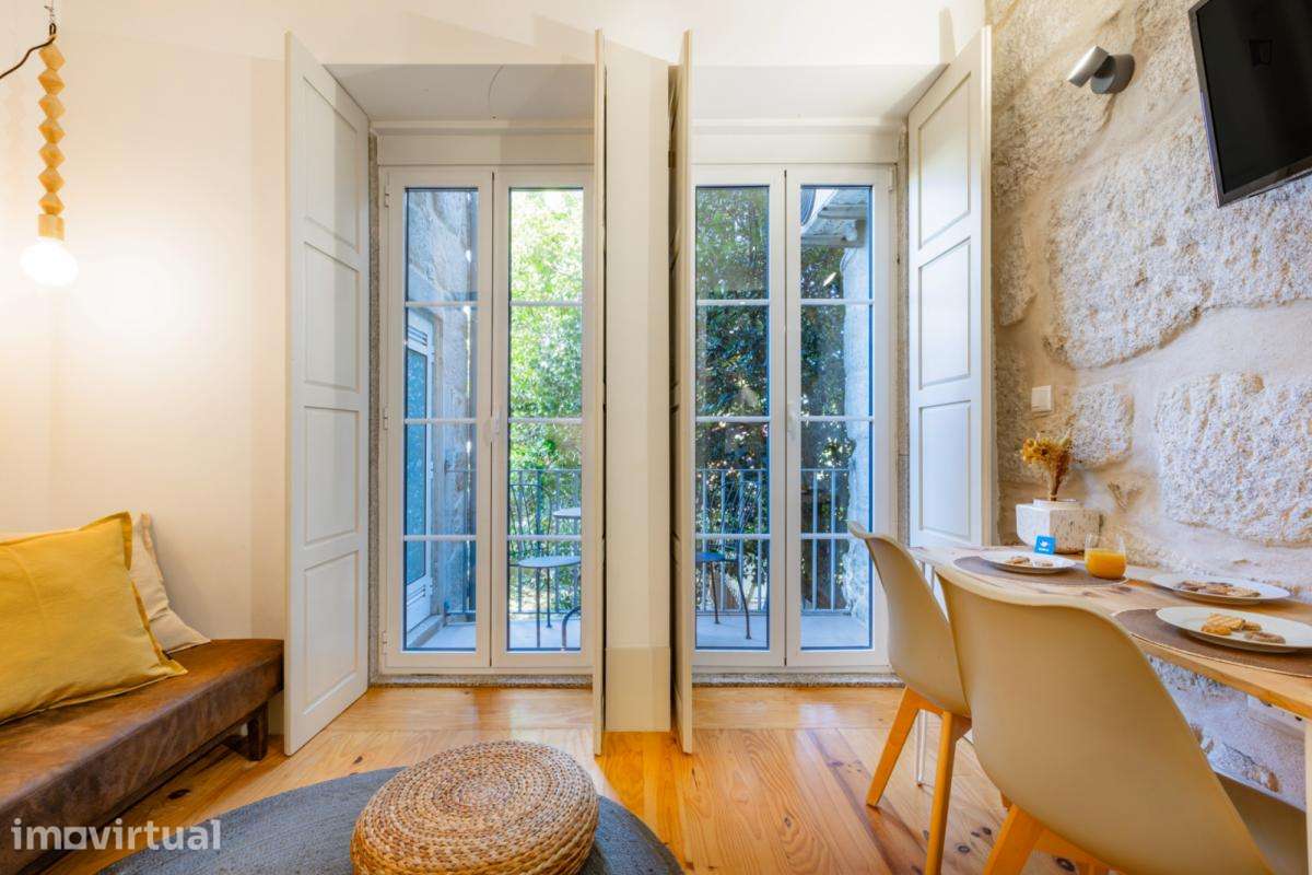 Apartamento com 1 quartos - localizado em Santo Ildefonso Porto - Grande imagem: 4/26