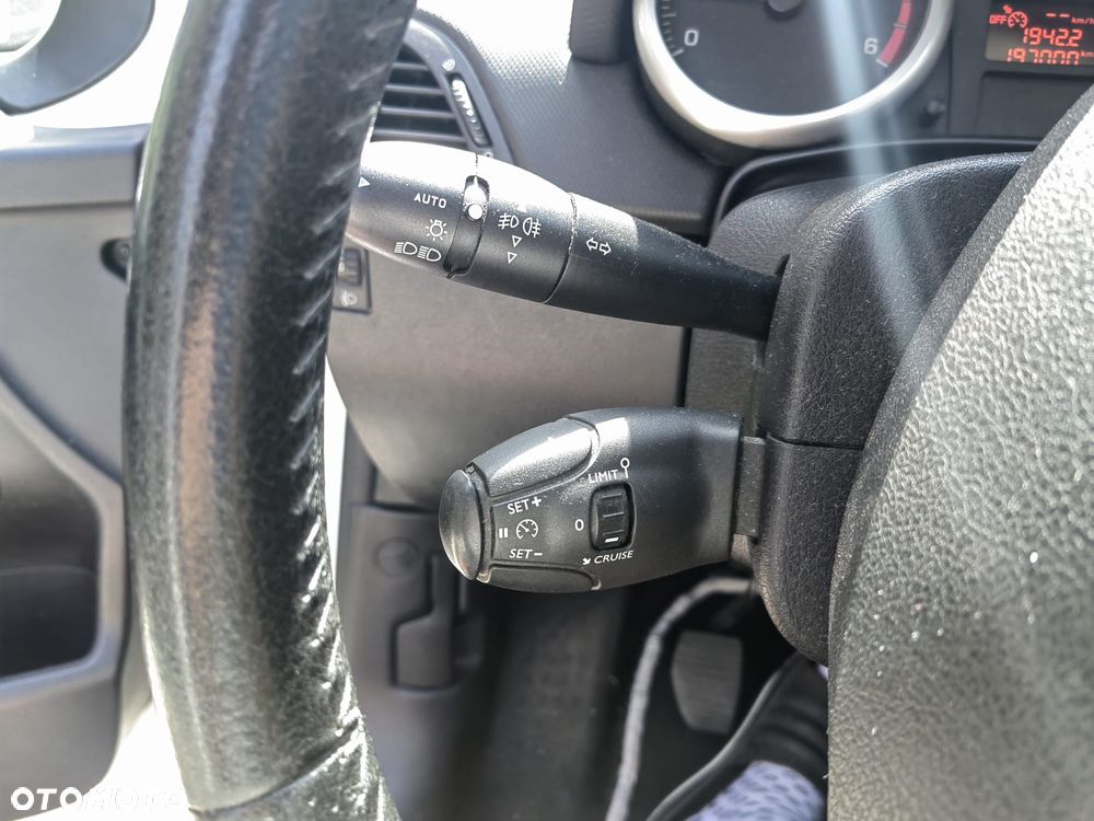 Peugeot 207 - 7