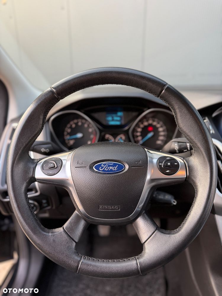 Ford Focus 1.6 EcoBoost Gold X (Edition) - 11