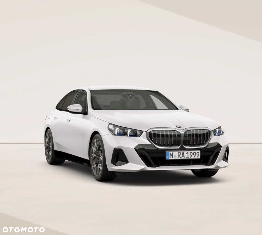 BMW Seria 5 520d xDrive mHEV M Sport - 7