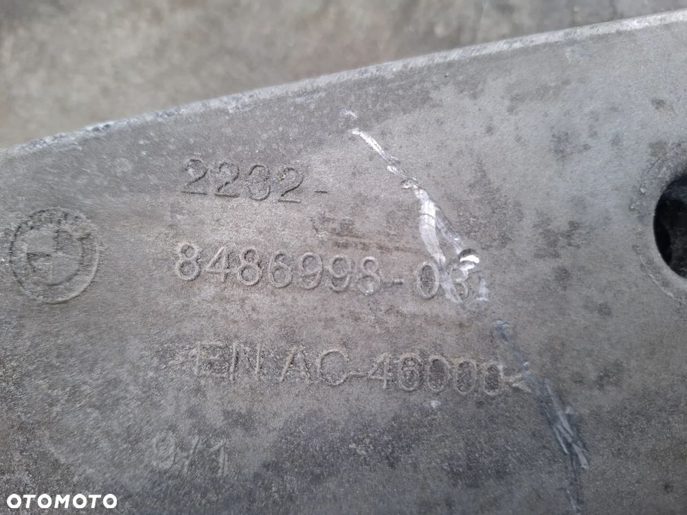 BMW X4 G02 2.0D ŁAPA WSPORNIK SKRZYNI BIEGÓW 8486998 - 3