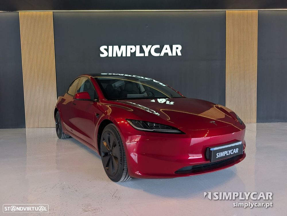 Tesla Model 3 - 3
