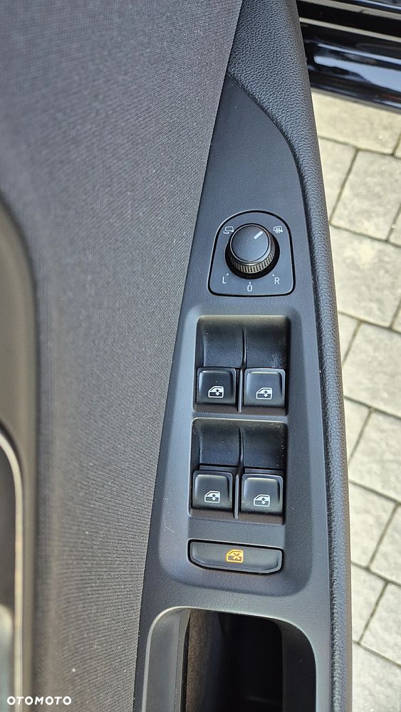 Seat Leon 1.6 TDI ECOMOTIVE Style S&S - 21