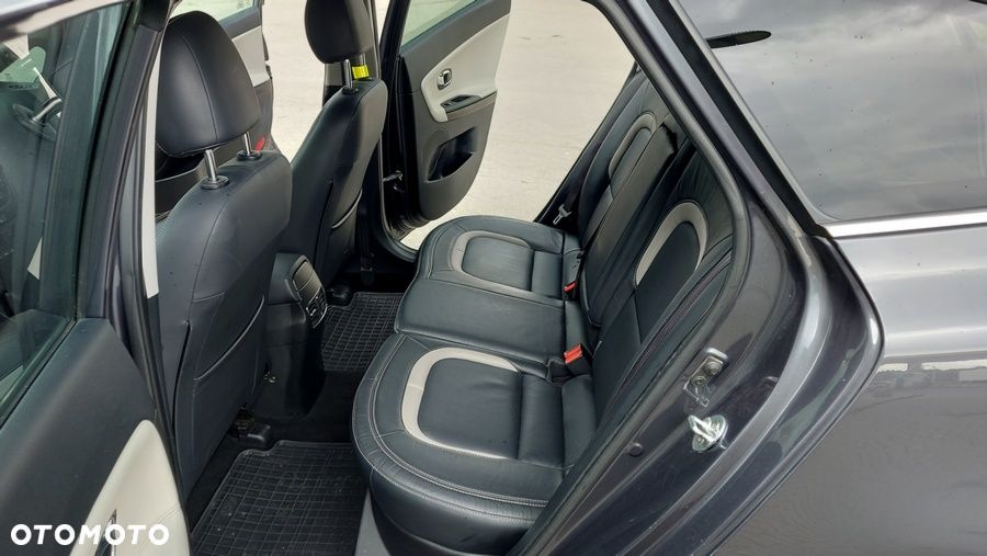 Kia Ceed 1.6 CRDi XL - 12
