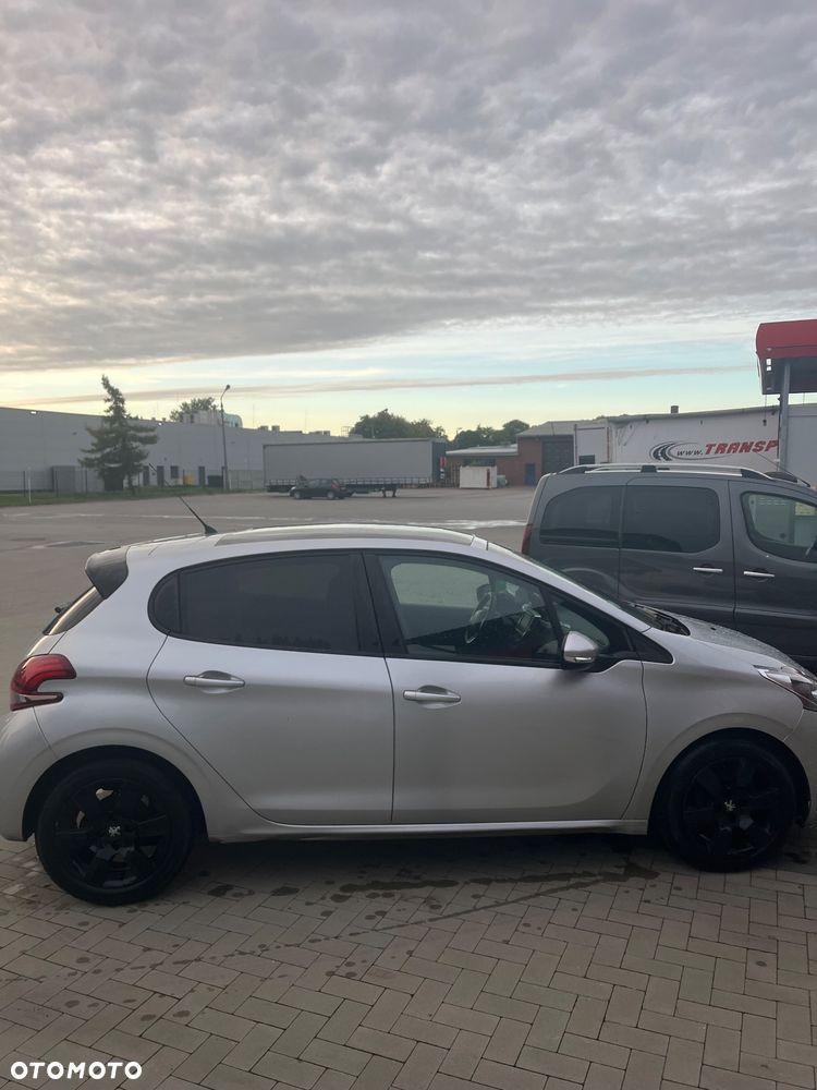 Peugeot 208 1.6 BlueHDi Active S&S - 3