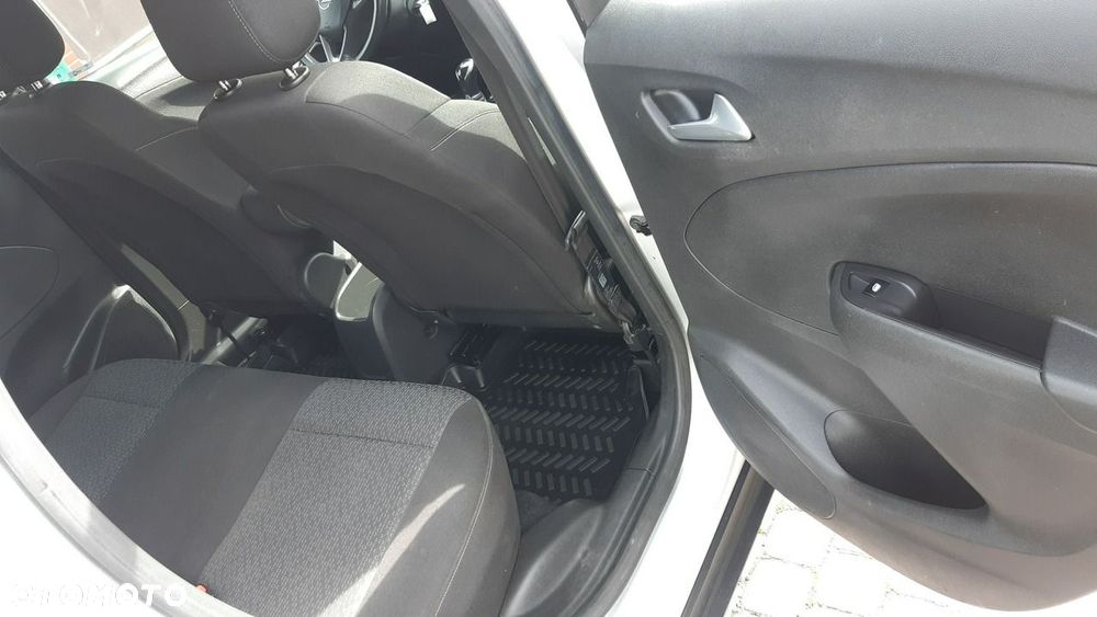 Opel Crossland X - 18
