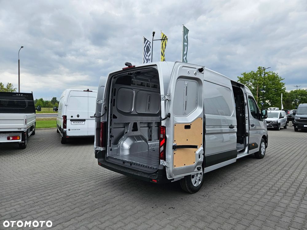 Renault Master Furgon L3H2 2.0dCi 170 AT9 - 8