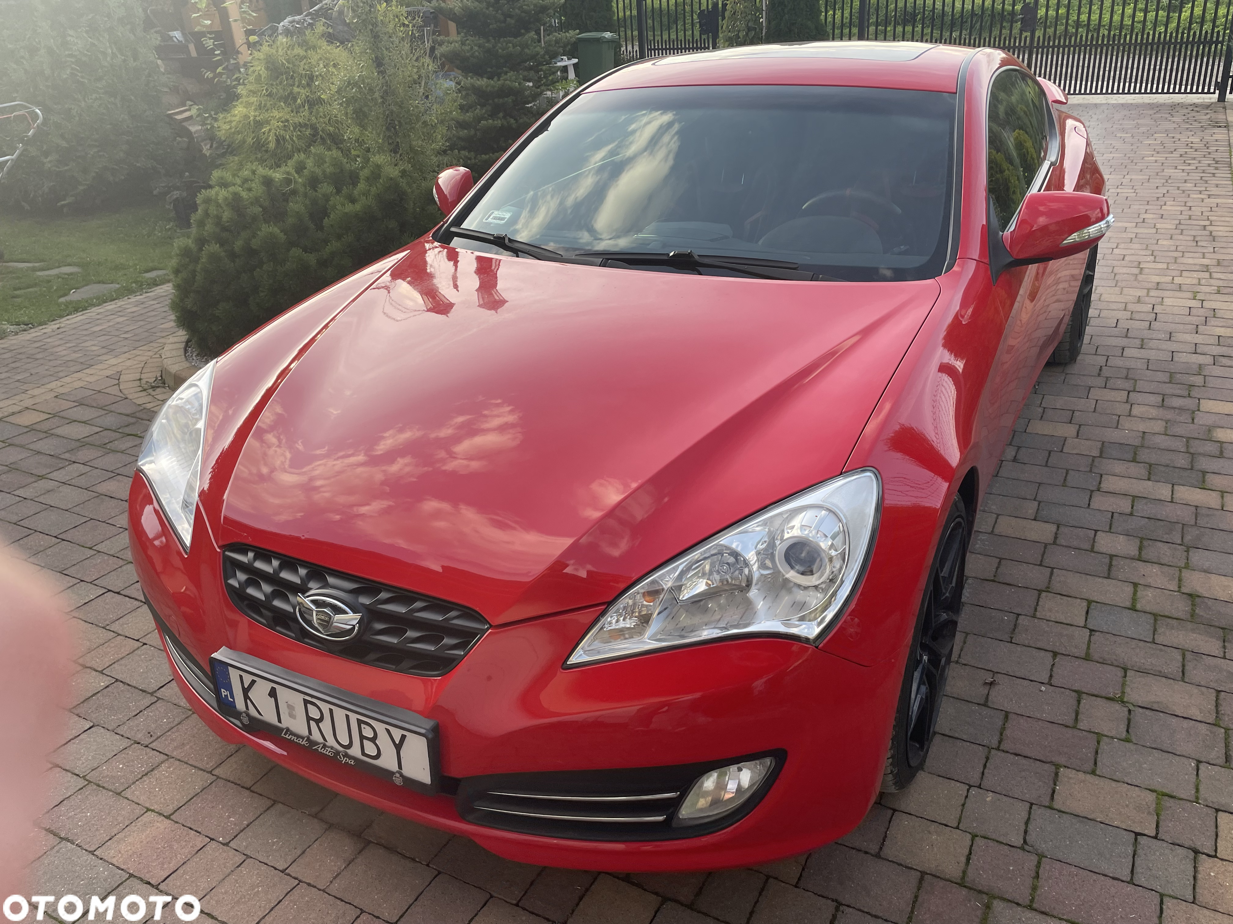 Hyundai Genesis Coupe - 3
