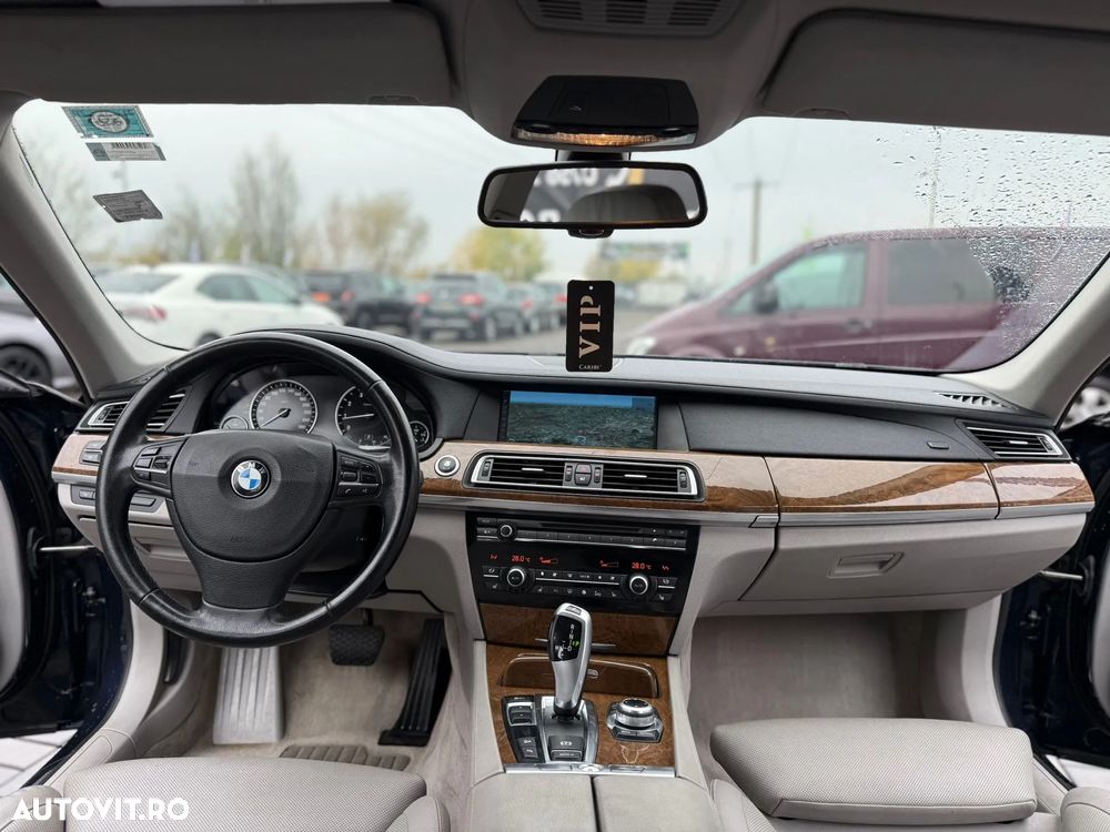 BMW Seria 7 - 6