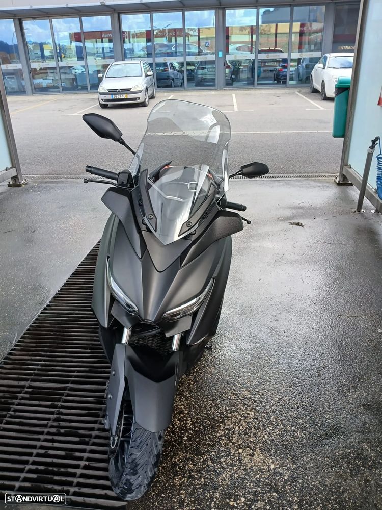Yamaha X-Max - 3