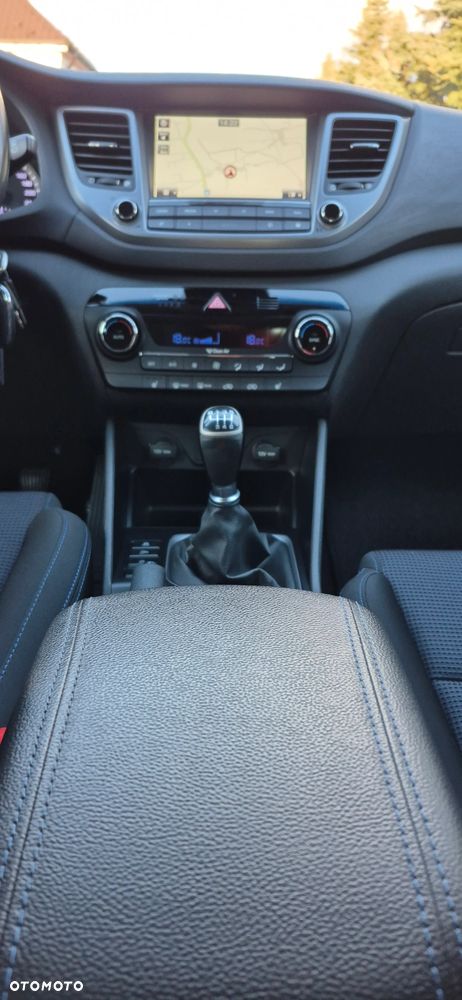 Hyundai Tucson 2.0 CRDI 2WD Style - 17