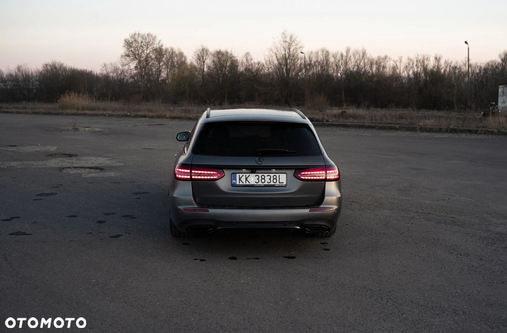 Mercedes-Benz Klasa E 400 d 4-Matic AMG - 34
