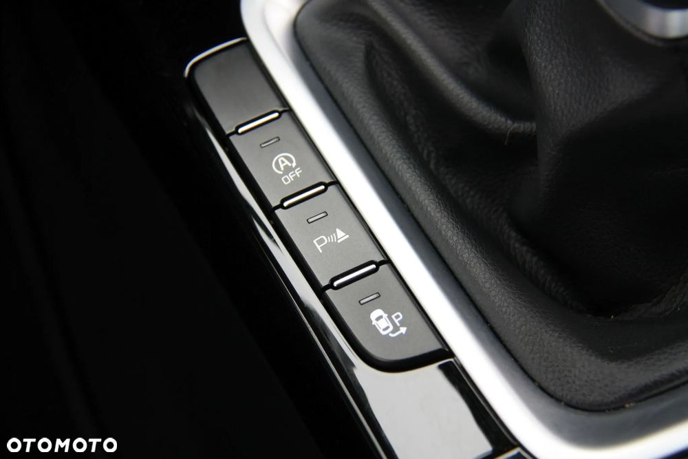Kia Ceed 1.4 T-GDI OPF Platinum Edition - 32