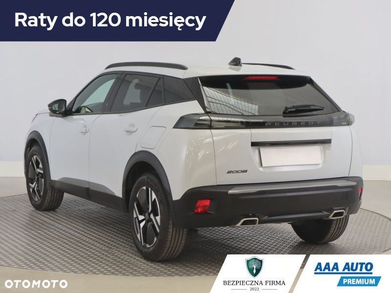 Peugeot 2008 - 6