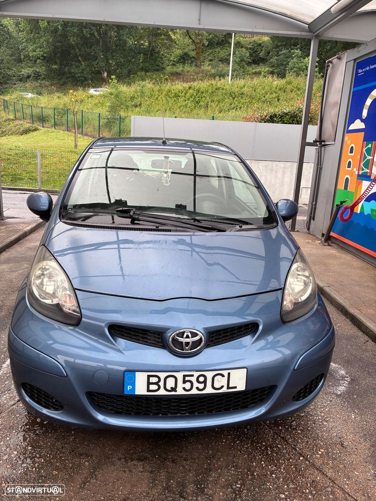 Toyota Aygo City - 1