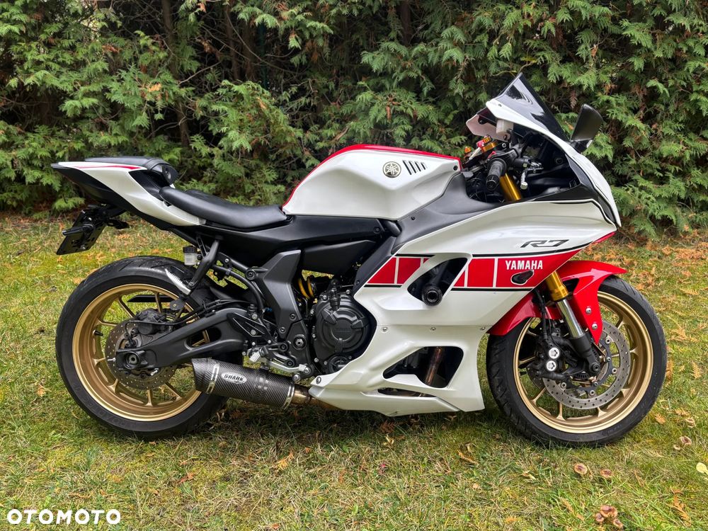 Yamaha YZF - 3