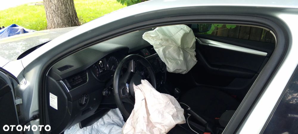 Skoda Octavia ver-2-0-tdi-style - 6