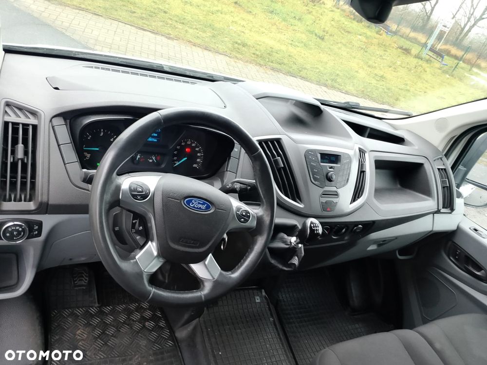 Ford Transit - 8