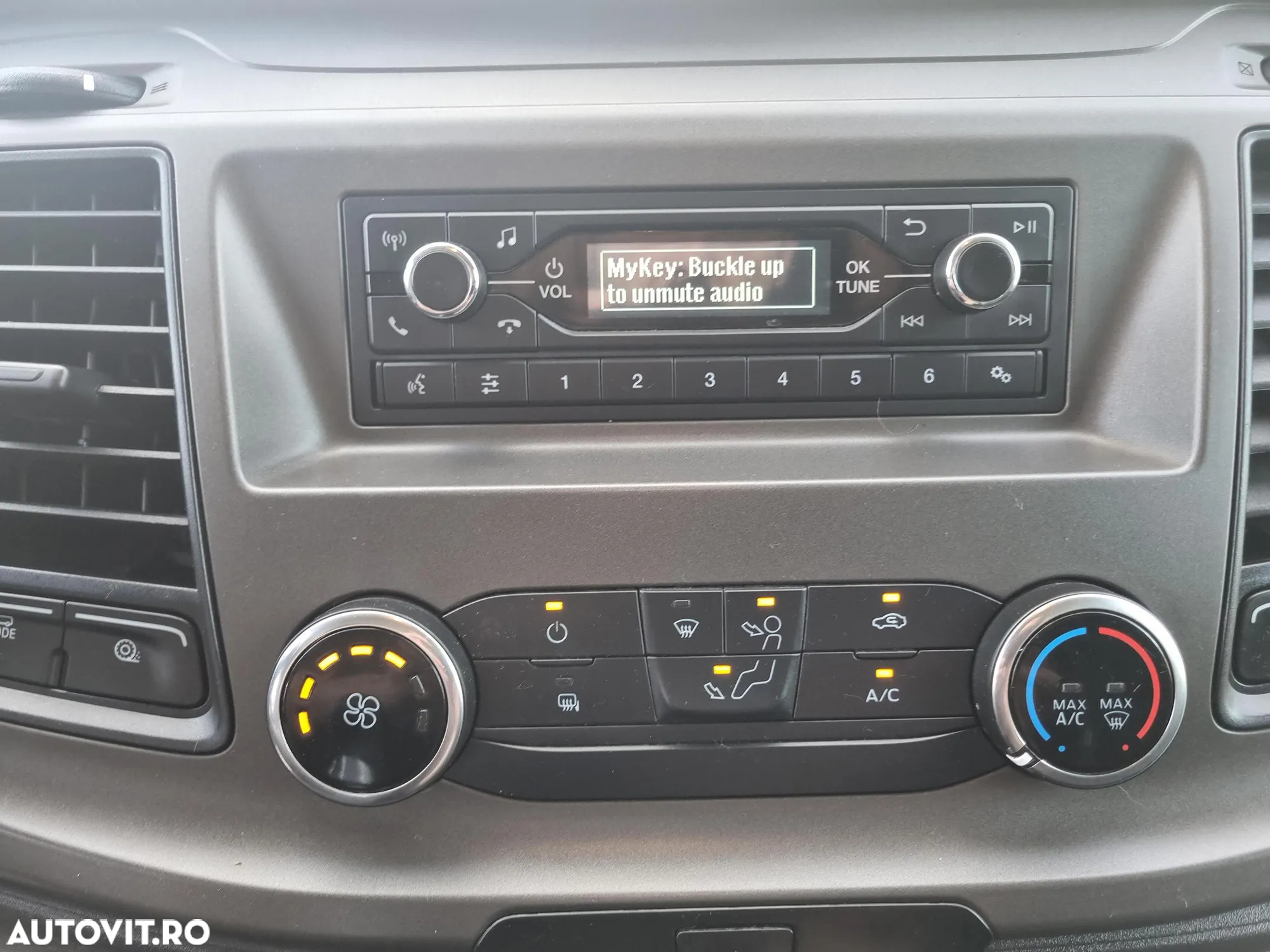 Ford Transit Box - 15