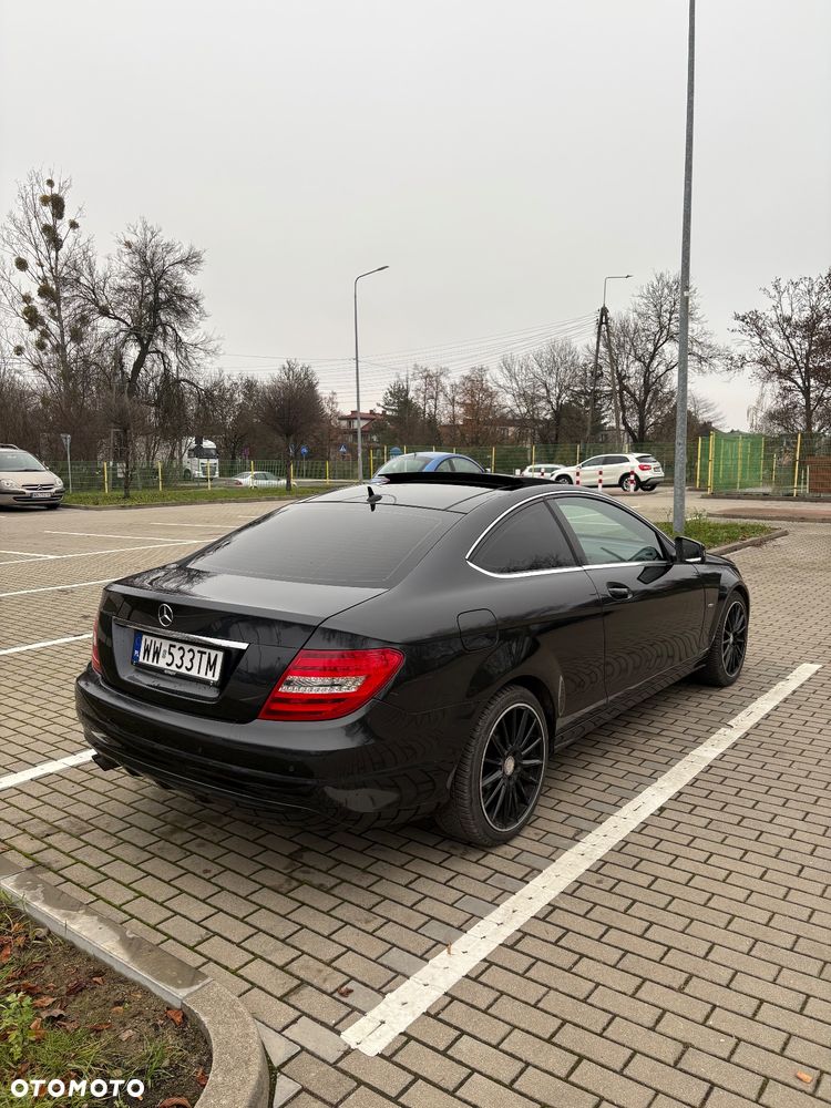 Mercedes-Benz Klasa C 180 CGI BlueEFFICIENCY - 7