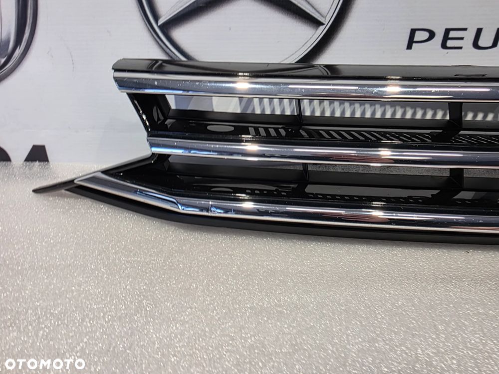 VW TOURAN 3 III 5TA 15- ATRAPA / GRILL PRZEDNI PRZÓD NR 5TA853651AC / 5TA853653G NR AUKCJI GL918 - 11