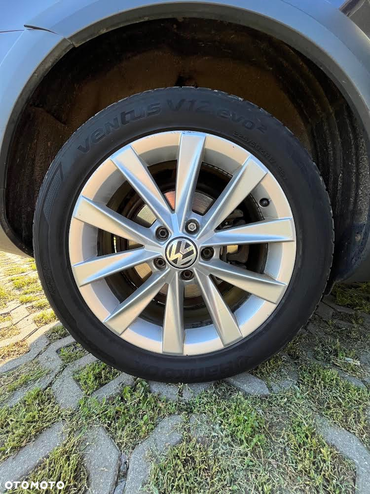 Volkswagen Passat 2.0 TDI 4Mot Highline DSG - 12