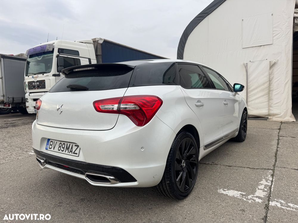 Citroën DS5 Hybrid4 EGS6 SportChic - 5